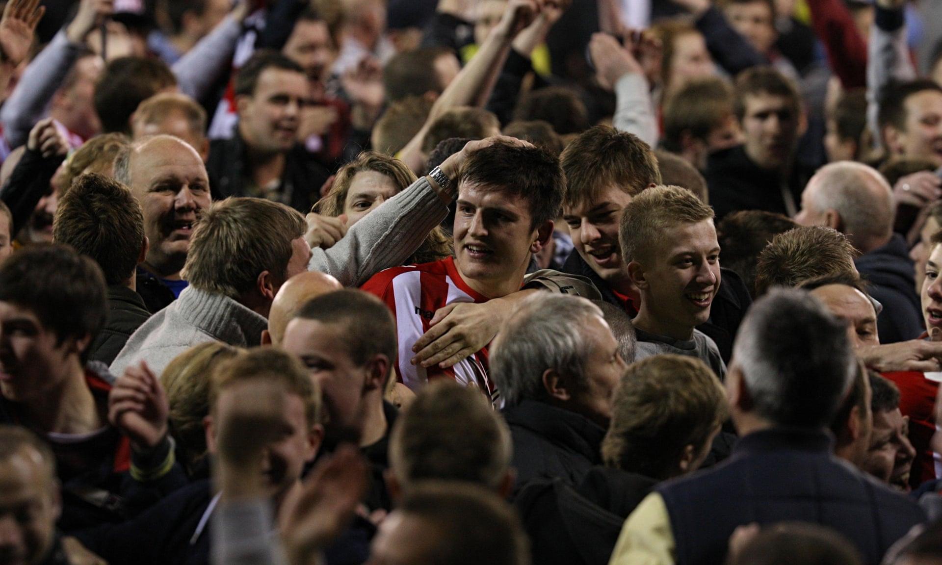 不僅僅是他 不僅僅是他