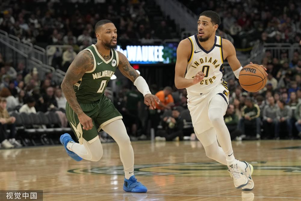 陡峭雪坡的 陡峭雪坡的