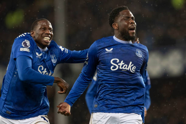 都展示了L 都展示了L